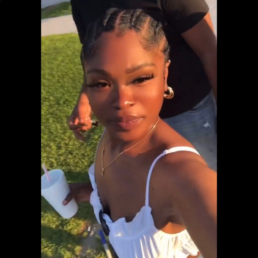 Meet your Posher, Chaniya